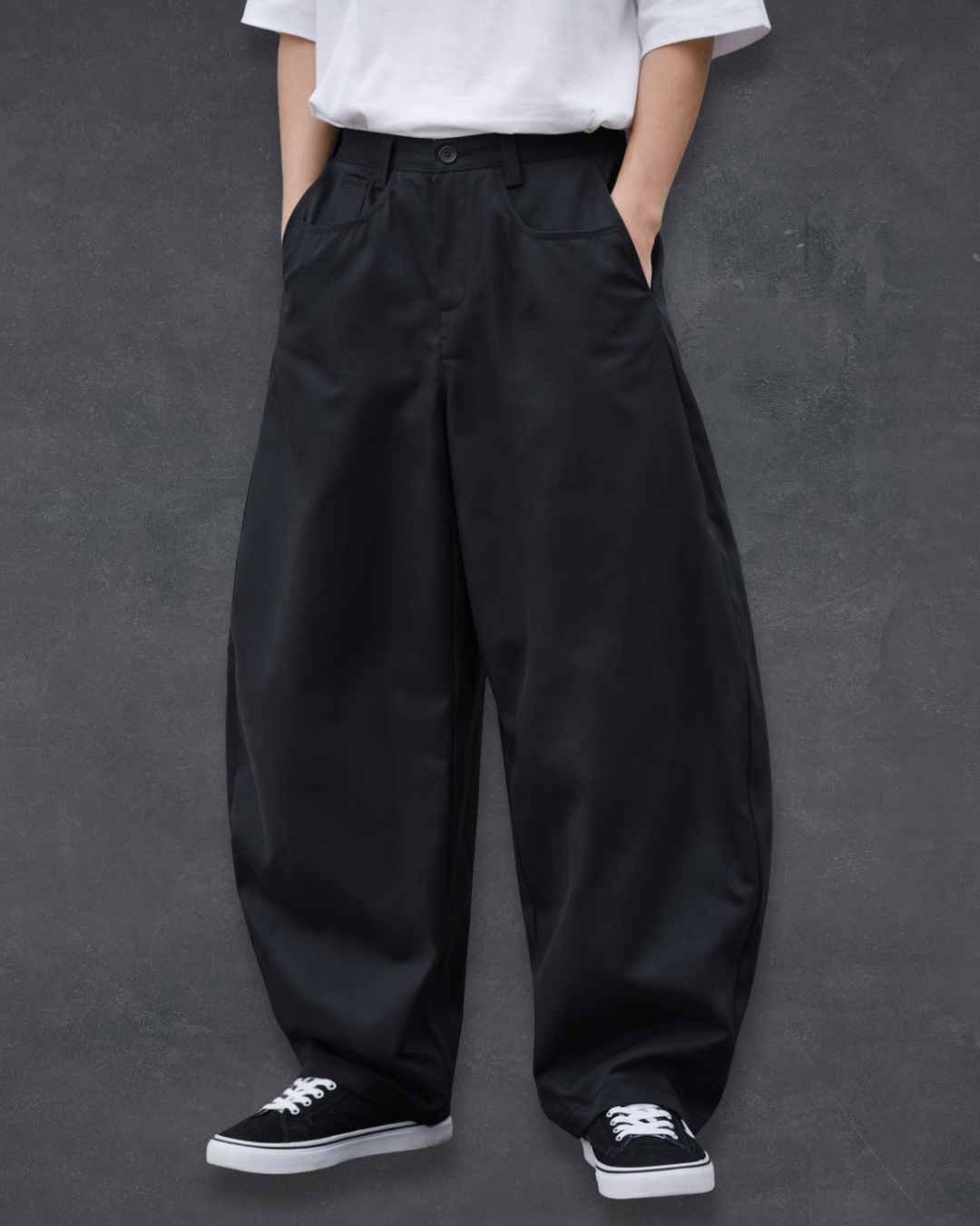 Baggy Curve Pants Obsidian – Relaxed Fit Bottomwear | falsefact Baggy Curve Pants Obsidian – Relaxed Fit Bottomwear | falsefact